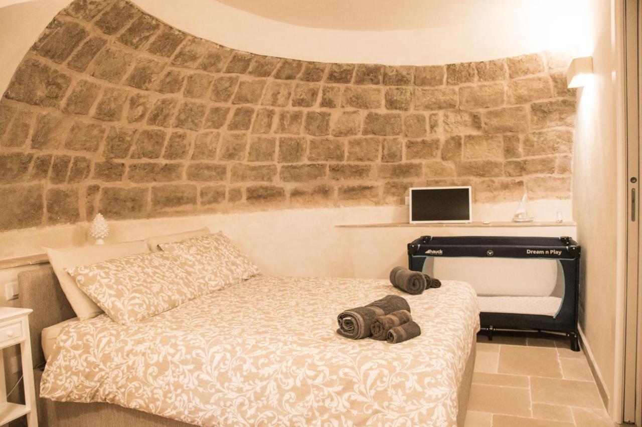 Dimore Del Borgo Antico - La Zaffara Монополи Экстерьер фото